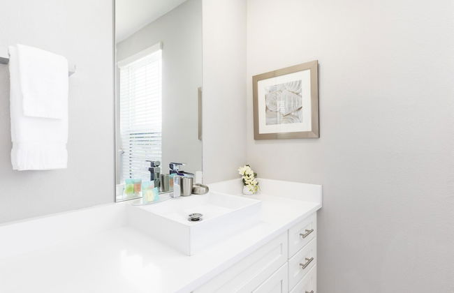 4 BR 4 BA Villa 1804ft 5min Disney BBQ - Foto 15