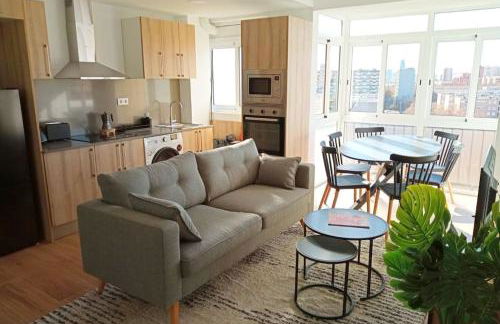 Ático cerca Playa y centro a 10 min. - Foto 1