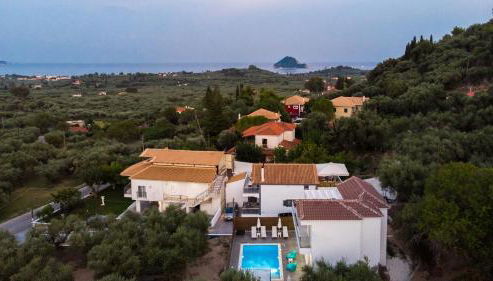 Maridenia Villa - Family Escape with Private Pool, by ZanteWize - Foto 3