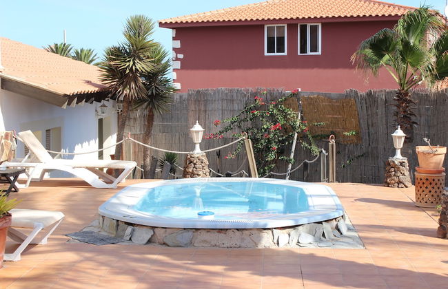 Rustic 1-bed Bungalow in Parque Holandés - Photo 20