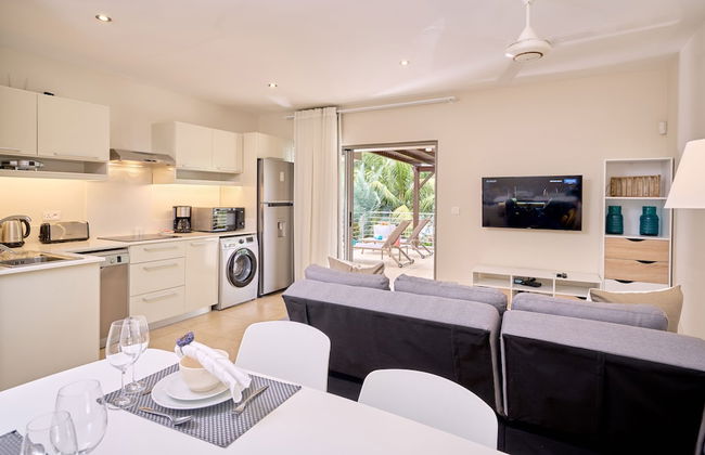 Bon Azur Beachfront Suites & Penthouses with LOV - Photo 17