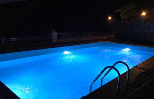 Petrines Villes Avramilias - Photo 57