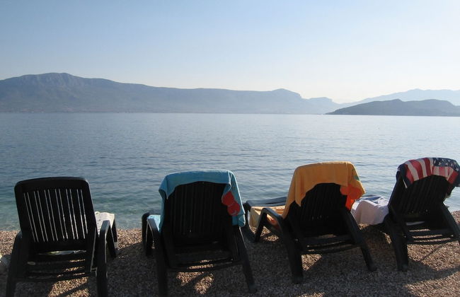 Sea front stone house - Photo 80