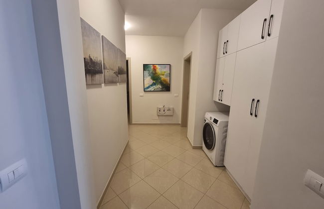 Thoma's K Studios - Photo 67