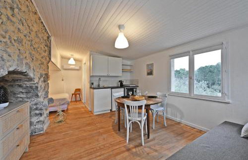 Le Mas des Rouquets - avec piscine et jardin - Foto 13