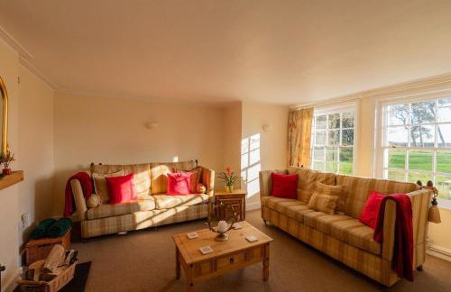 Hawthorn Farmhouse - Photo 14