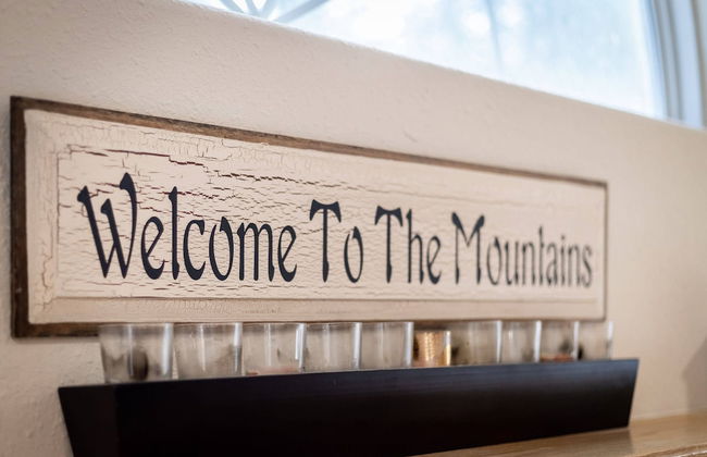 Nestled Pines Retreat Hot Tub, Pool Tahoe, Foosball, +more! - Foto 34