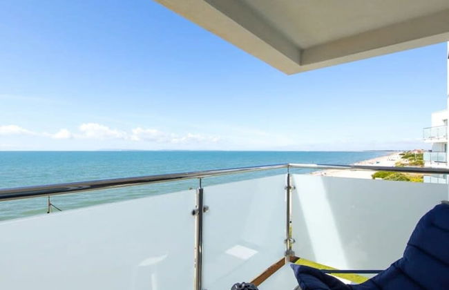 Beachfront Apartment With Panoramic Sea Views - Foto 2