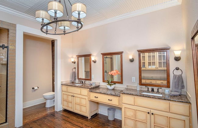 Beautiful Craftmans 4BR 2 5BA Home Near Downtown - Foto 15