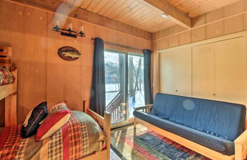 Fire Pit and Grill Lakefront Poconos Cottage! - Foto 23