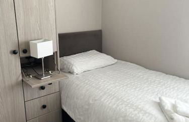 2 Bedroom Villa - Lakeside Holiday Park - Photo 16