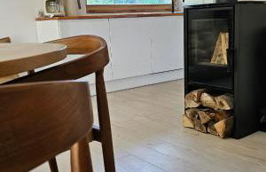 Domek w Lesie z Kominkiem i Ogrodem Niedalino - Foto 11