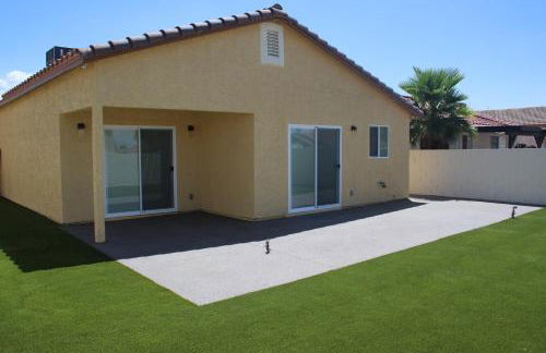 Newly Remodeled Family Friendly 3B/2B House - Foto 13