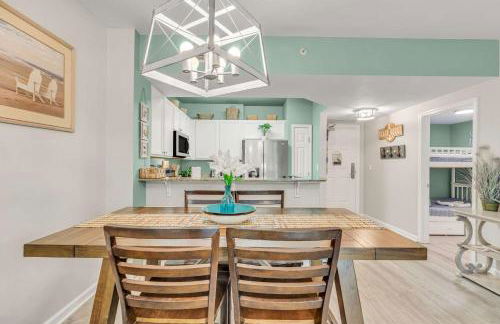 Coastal Haven Pools Restaurant & Beach Shuttle - Foto 35