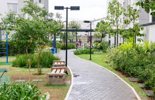 Cozy and Practical 5 Min from Airport - Foto 15