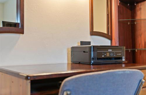 Spacious 3BR House -Sleeps 7 - Contractor Friendly - Foto 18