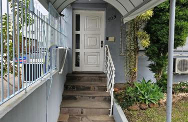 Consulado EUA Apto 1 dorm na frente do Consulado Americano com garagem Porto Alegre - Foto 50