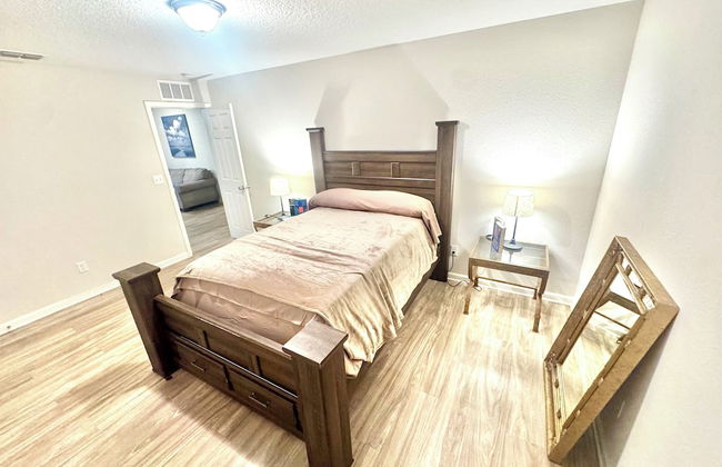 3 Bed Home 5 Mins to JAX Airport & Zoo - Foto 11