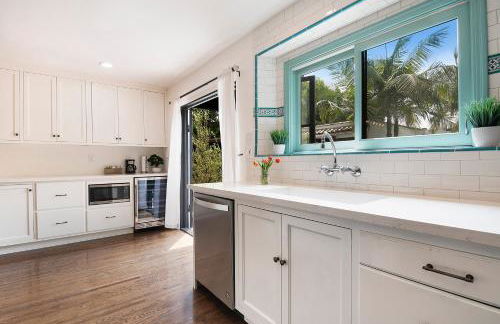 Beautiful Large 3 Bedroom 2 Bath Plus Pool and Jacuzzi - Foto 18