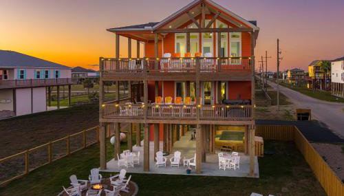 Luxury Beachfront l Private Hot Tub, Pool, & 2 Arcade Games - Foto 4