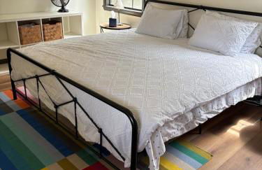 Modern Mountainside Cabin - Photo 13