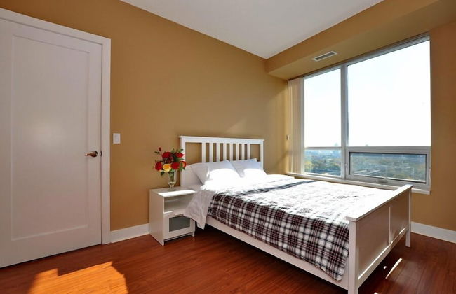 Condos with Parking & Gorgeous View - Foto 9