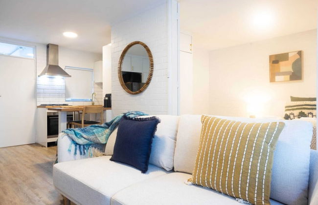 Lovely 1BR Apt in Bicton With Backyard and Parking - Foto 17