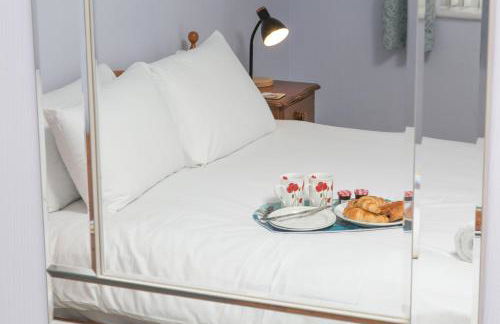 Peaceful property with stunning views - Pass the Keys - Photo 24