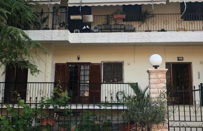 Apartment with Garden - Foto 1