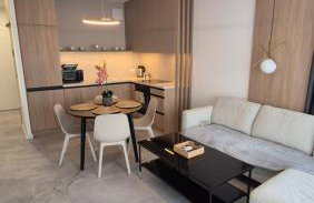 Towarowa Clock Apartment, free parking, air-conditioning, self check-in 24h - Photo 9