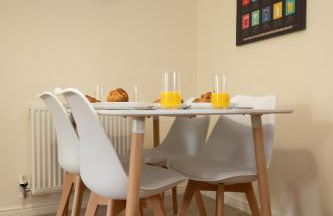 Luxury 2-bedroom 2-bathroom city centre apartment - Foto 8