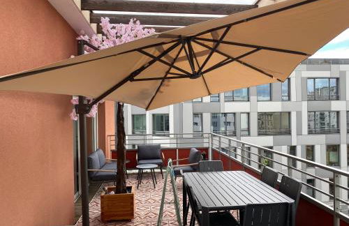 T2 Little Bohême proche hôpitaux terrasse plein ciel - Foto 8