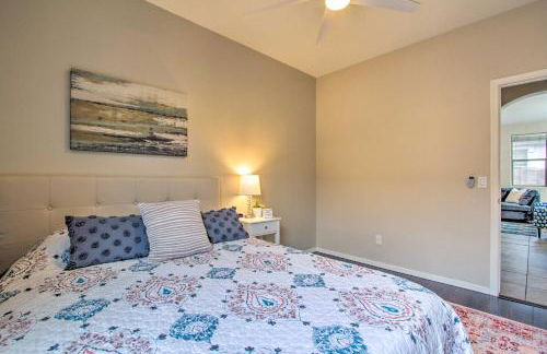 Sunny Surprise Vacation Rental with Pool, Near Golf! - Foto 18