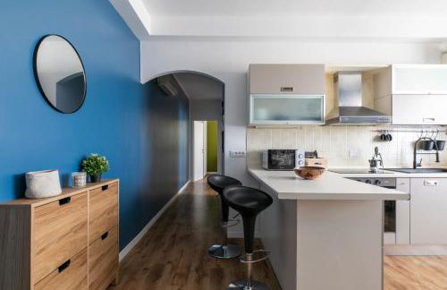 Cozy Apt - Close to City Center and Train Station - Foto 2