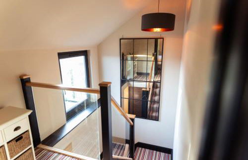 Luxury Lake Front Escape With Hot Tub - Foto 47