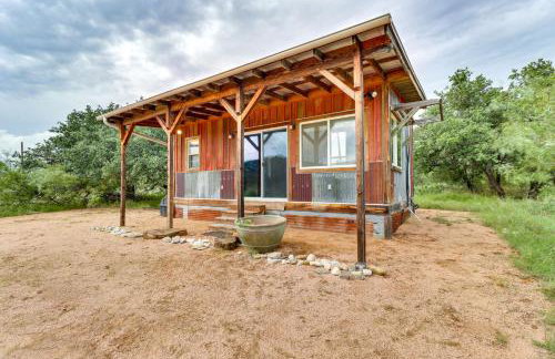 Rustic Eco-Cabin Llano River Getaway on 68 Acres! - Foto 22