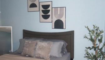 Large 4-Bedroom Entire Home with Two Living Rooms - Foto 2