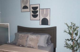 Large 4-Bedroom Entire Home with Two Living Rooms - Foto 2