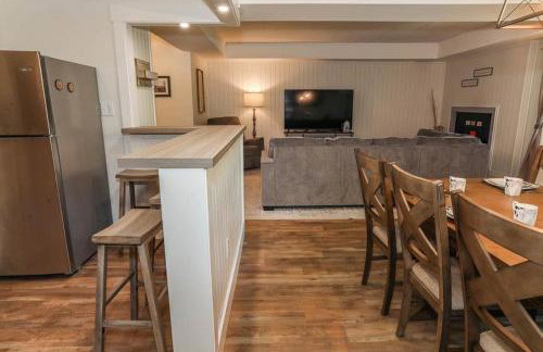 Seven Springs 2 Bedroom Premium Condo, Pet Friendly! by RedAwning - Foto 20