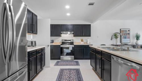 Georgian Oasis with Private Pool - An Irvie Home - Foto 4