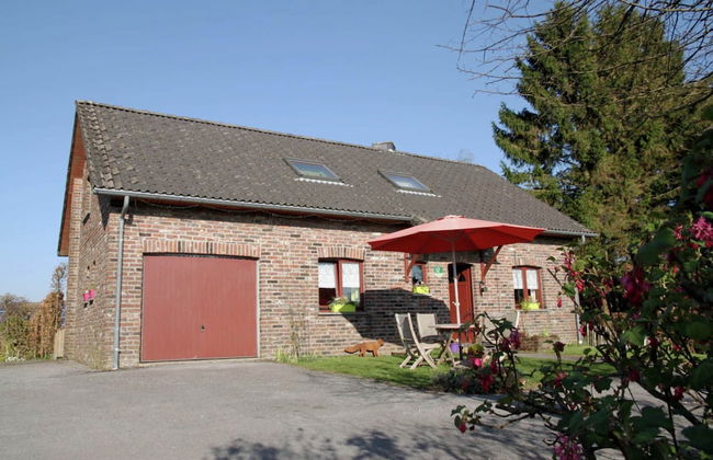 Nice Holiday Farmhouse Located in Sourbrodt near Ski Resort of Ovifat - Foto 20