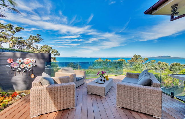 Elegant Sea-View Villa on the Northshore - Photo 27