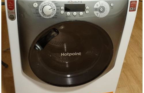 Spacious Apartment Near Rochdale Centre Train Tram Bus Free Parking Fast Wi-Fi - Foto 11