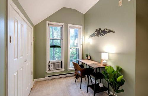 Modern Cabin w/Hot Tub & Fire Pit! - Foto 18