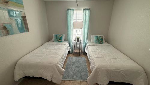 2 Columns Stay 5 - Photo 3