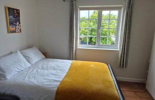 Beautiful home with 3 beds in 3 seperate rooms in Durham free parking - Foto 5