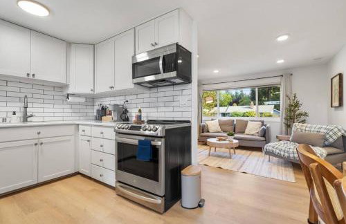 Peaceful Family Retreat Home w Firepit n Grill - Foto 9