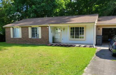 Tiny Cute Home 9 miles from Stone Mountain Park - Foto 31
