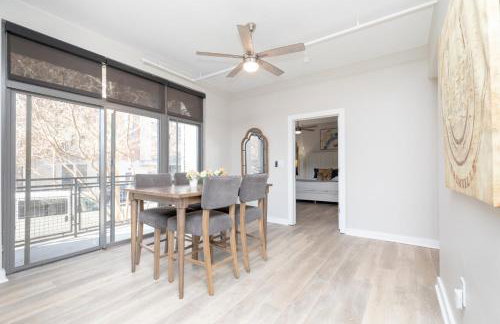 Luxurious Downtown 2 bedroom 2 bath with views 1M - Foto 24