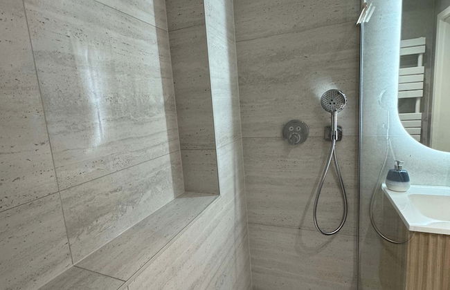 Spacious Bright Apartment Steps From the Beach i - Foto 22